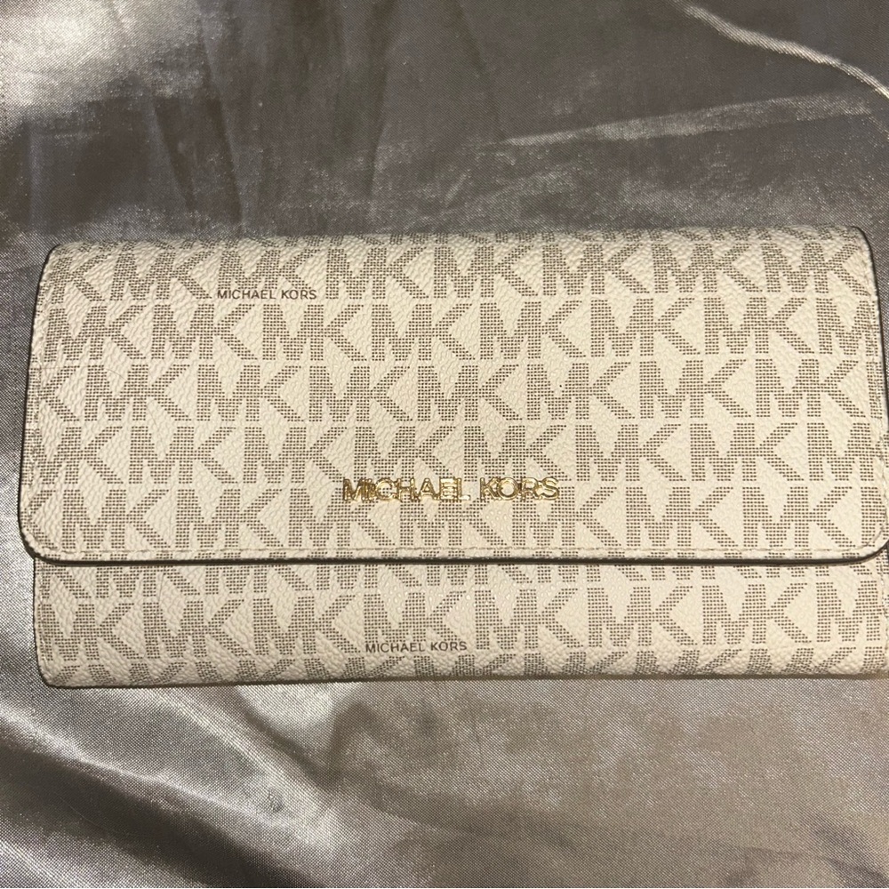 Michael Kors Cream Monogram Wallet